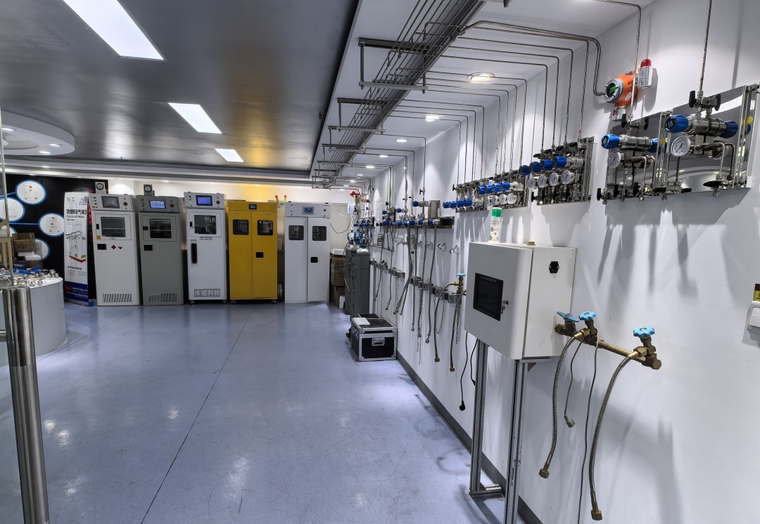 TKF automatic switching pressure reducing valve